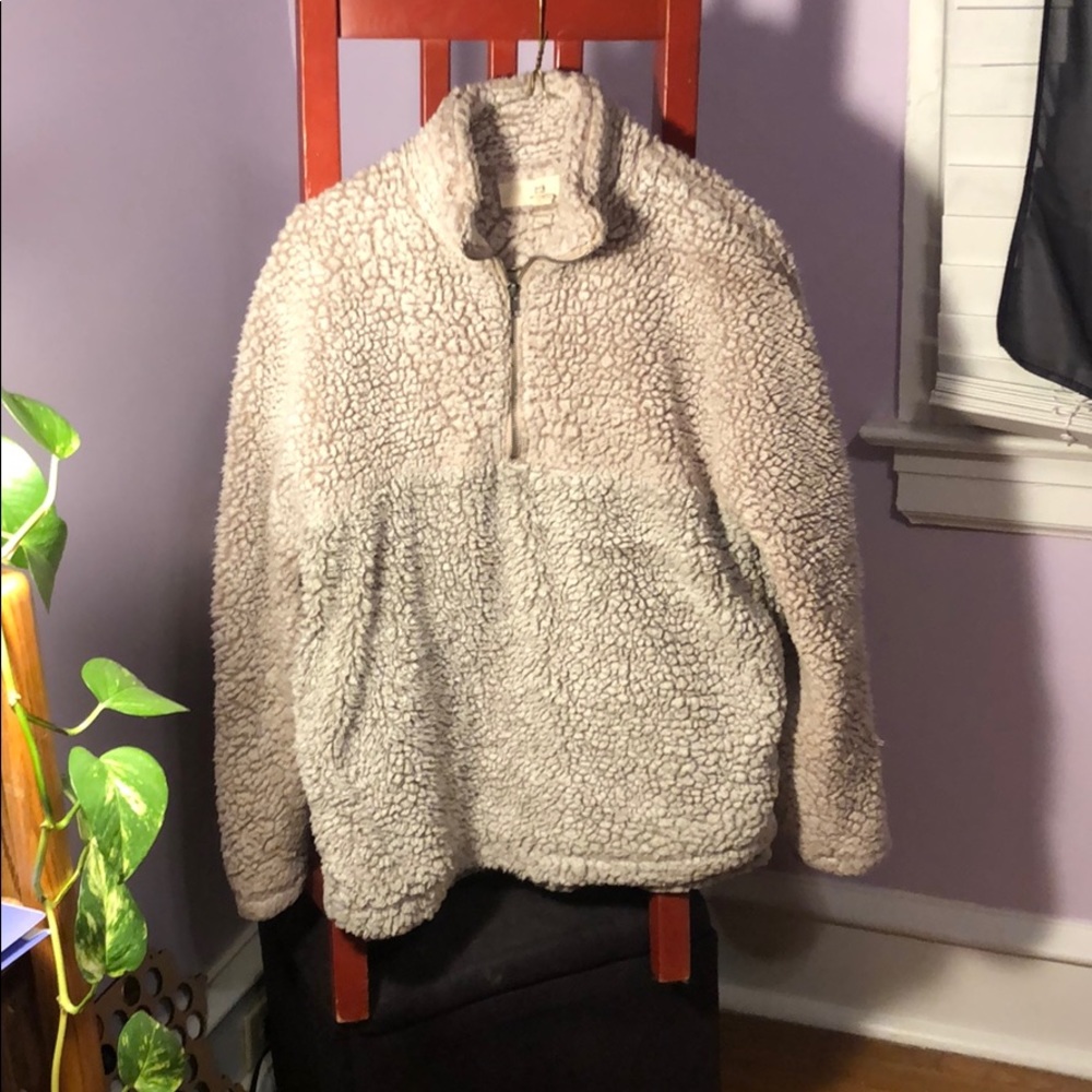 💚3/$13 Pink and grey subtle two tone Sherpa